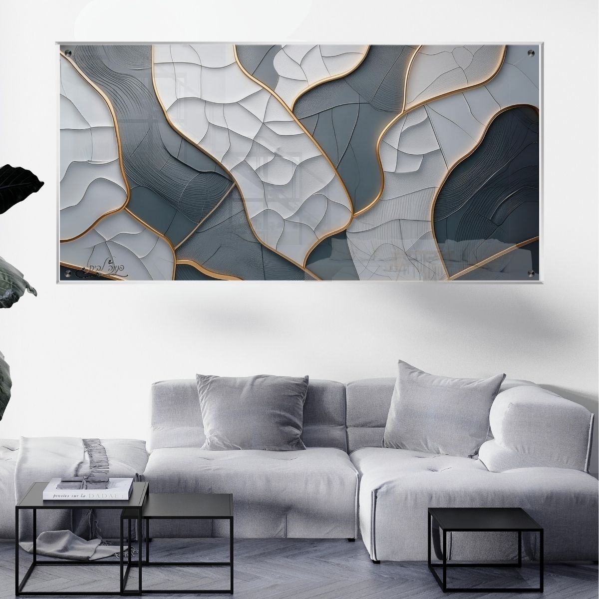 תמונות זכוכית אמנותיות, נבחרות בקפידה כדי לשדרג את עיצוב הבית. מעניקות עומק ותחכום לכל עיצוב פנים.