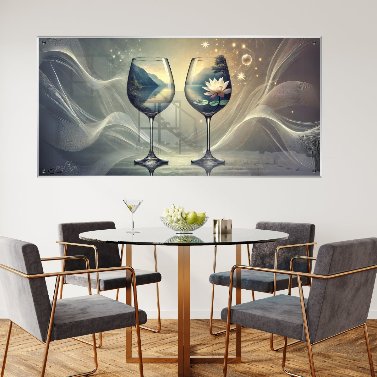 אומנות מודרנית על זכוכית, מוסיפות טאץ' יוקרתי לכל קיר. יוצרות אווירה חמימה ואלגנטית בבית.