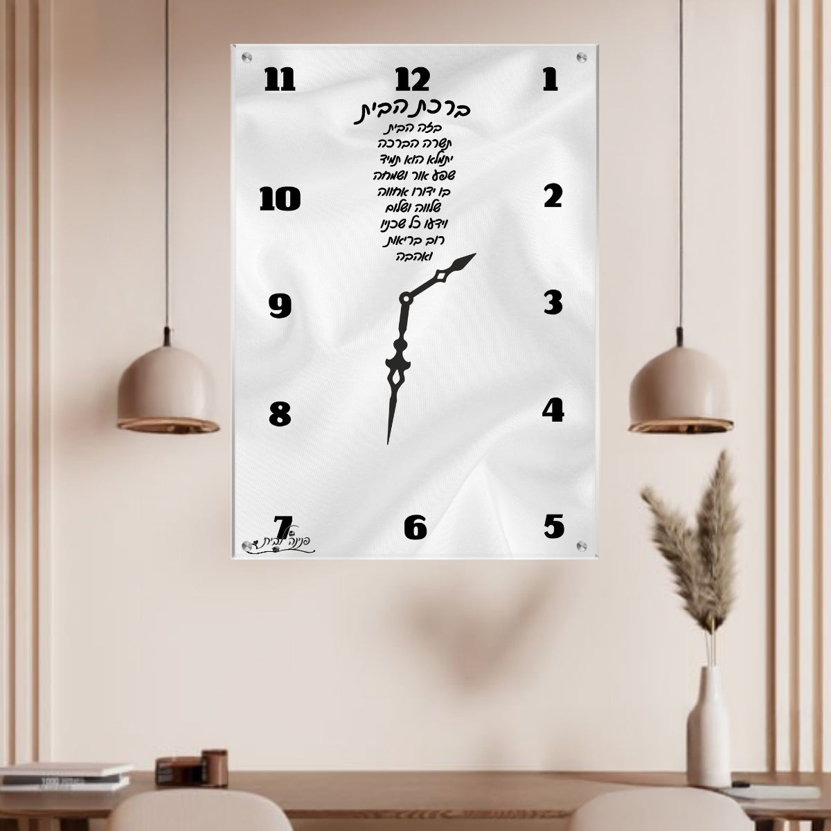 תמונות זכוכית אמנותיות, משדרגות את עיצוב הפנים. מוסיפות חן וייחודיות לכל חלל מגורים.