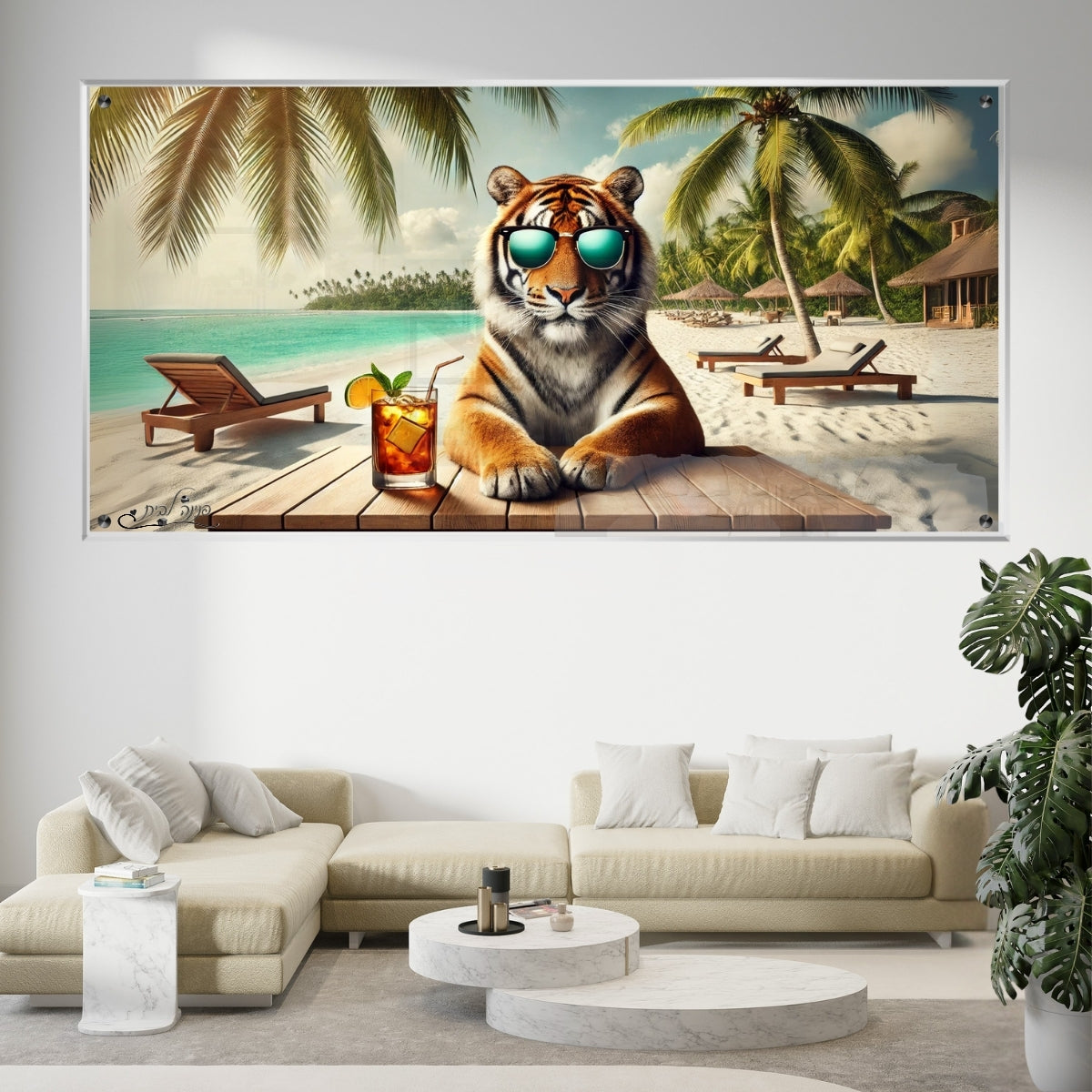 תמונות זכוכית מעוצבות, משדרגות את עיצוב הפנים. מוסיפות חן וייחודיות לכל חלל מגורים.