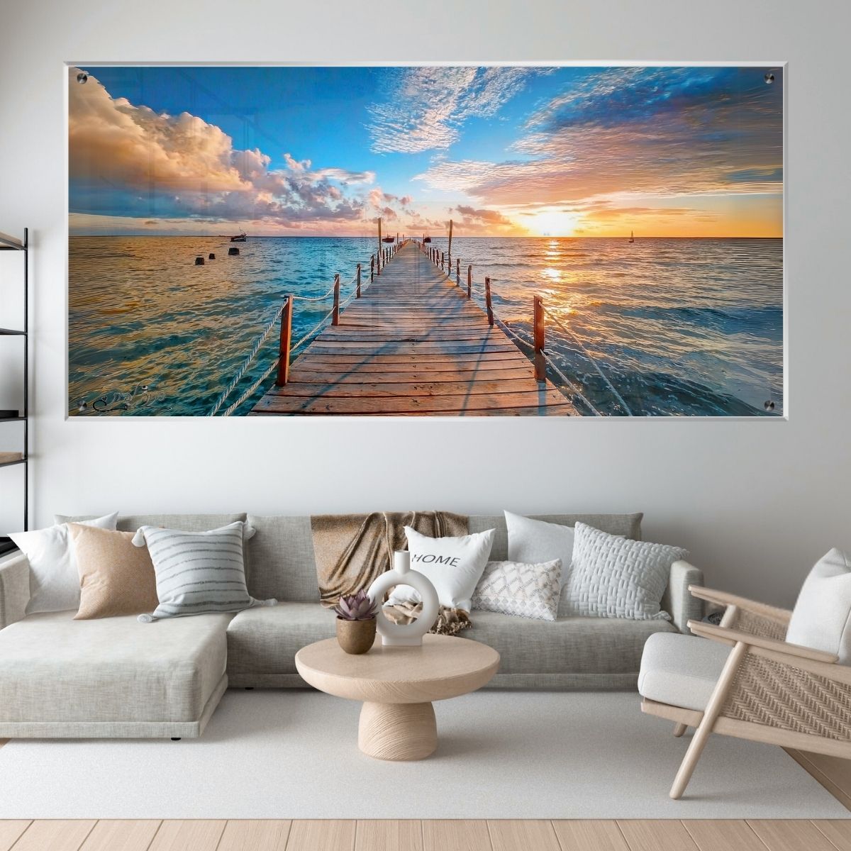 תמונות זכוכית אמנותיות, נבחרות בקפידה כדי לשדרג את עיצוב הבית. יוצרות אווירה חמימה ואלגנטית בבית.