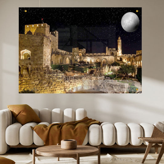 אומנות מודרנית על זכוכית, נבחרות בקפידה כדי לשדרג את עיצוב הבית. מתאימות לכל חלל – סלון, משרד או חדר שינה.