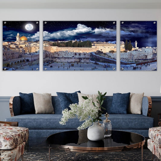 תמונות זכוכית אמנותיות, יוצרות אווירה מיוחדת ואלגנטית. מעניקות עומק ותחכום לכל עיצוב פנים.