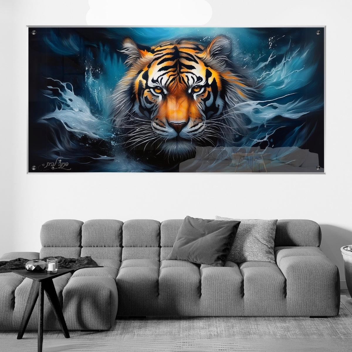 אומנות מודרנית על זכוכית, משדרגות את עיצוב הפנים. מוסיפות חן וייחודיות לכל חלל מגורים.