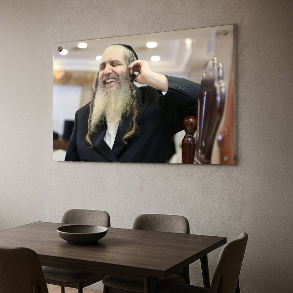 תמונת זכוכית של הרב שלום ארוש בשמחת האמונה בבית הכנסת