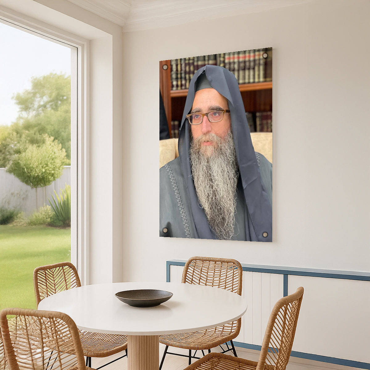 הרב יאשיהו פינטו בגלימה אפורה – תמונות נוי