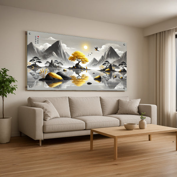 עץ זהב משתקף באגם שקט בין הרים אפורים – תמונות זכוכית