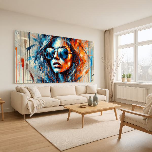 דיוקן נשי מודרני עם משקפי שמש - תמונת זכוכית מעוצבת לבית