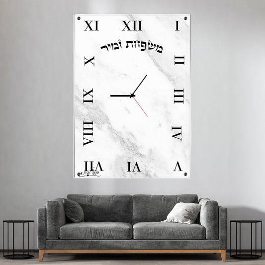 תמונות זכוכית אמנותיות, מעוצבות בהשראת אמנות מודרנית. יוצרות אווירה חמימה ואלגנטית בבית.
