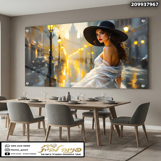 תמונה אומנותית של אישה בעיר - תמונות נוי - צבעים זהב ואפור