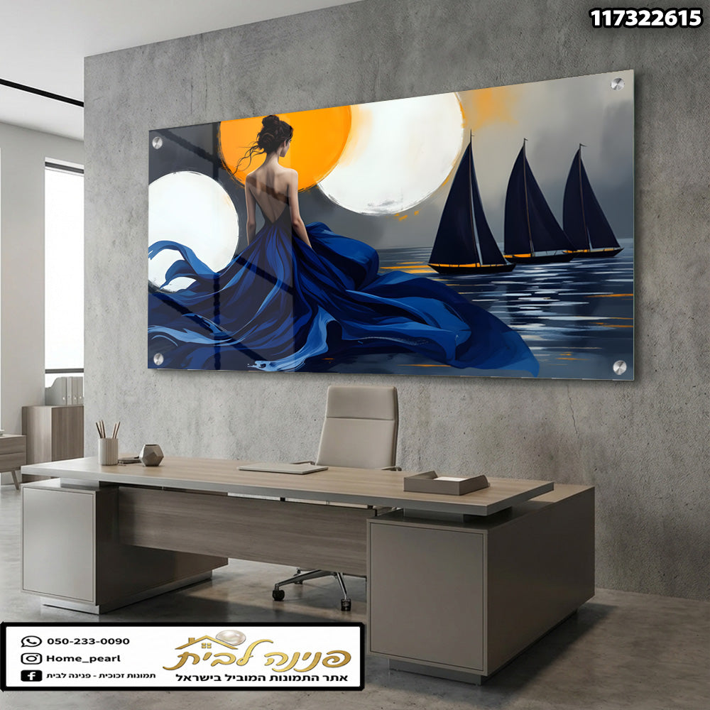תמונה אומנותית של אישה בשמלה כחולה על רקע שמש מחייכת וסירות - תמונות לבית - כחול, כתום, שחור