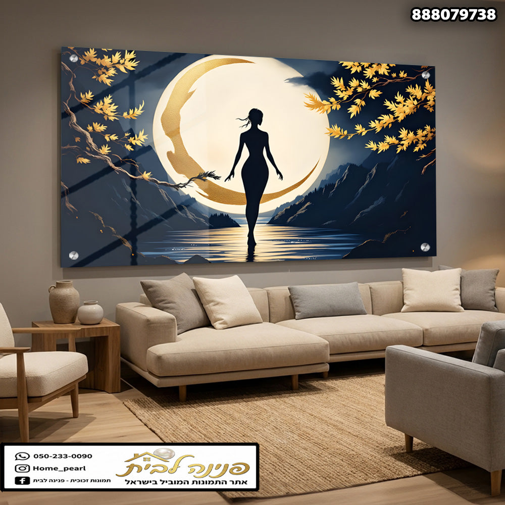 תמונה אומנותית של אישה עומדת מתחת לירח - תמונות קיר - צבעים בכחול וצהוב