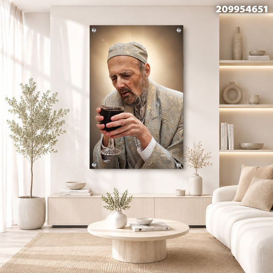 תמונה של אדם שמחזיק כוס משקה - תמונות קיר - אפור
