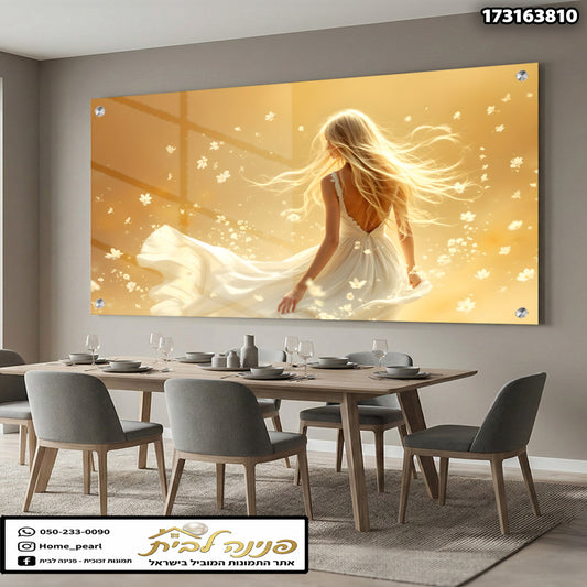 תמונה של אישה עם שמלה לבנה נעים ברקע צהוב - הדפסה על זכוכית - צבעים חמים