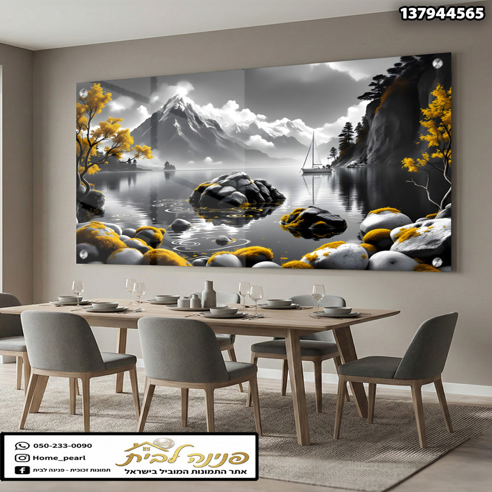 נוף יפהפה עם סלעים ומים - תמונות זכוכית - צבעים בשחור, לבן וצהוב