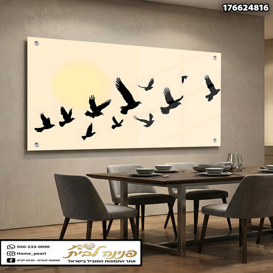תמונה של ציפורים טסות על רקע צהבהב - תמונות זכוכית - צבעים שחור ולבן
