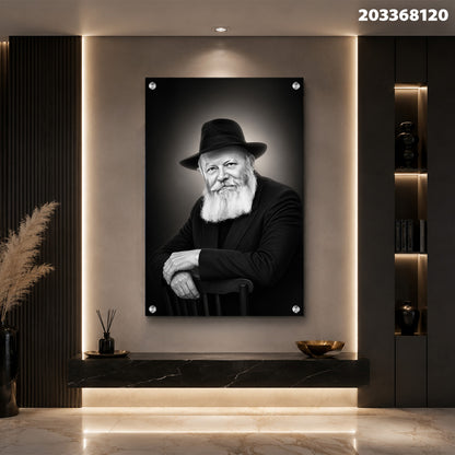 תמונה בשחור לבן של אדם עם זקן ולבוש כהה על קיר סלון - תמונות נוי - שחור ולבן