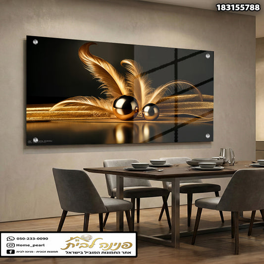 תמונה מעוצבת של תכשיטים בשילוב נוצות - תמונות לבית - צבעים: זהב, שחור