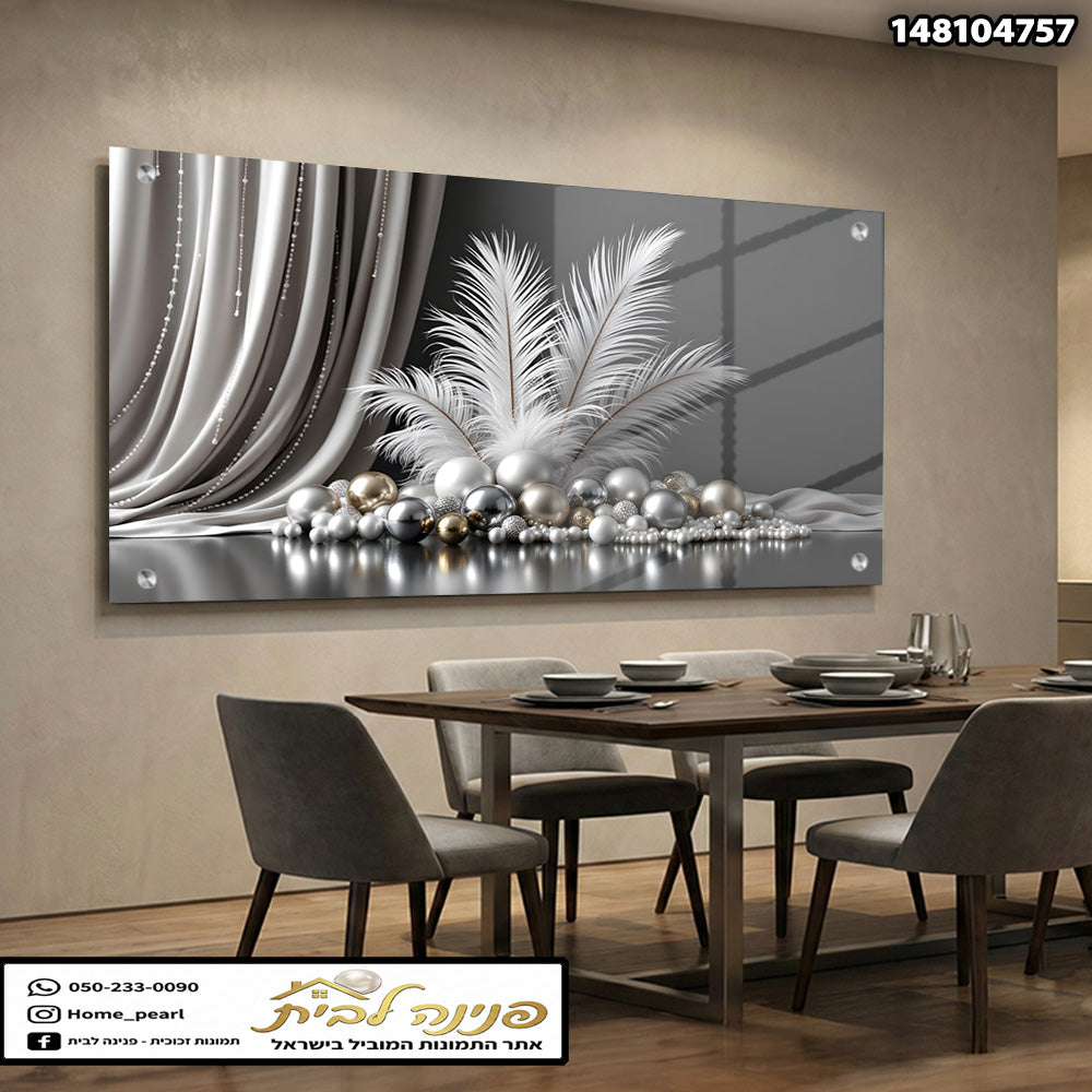 תמונה של קישוט אלגנטי על קיר - תמונות לבית - צבעים: כסף ולבן