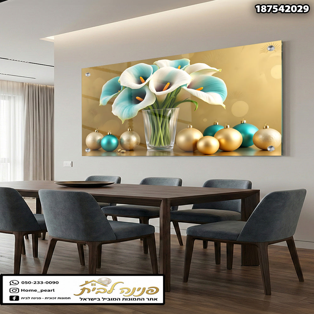 סידור פרחים בזכוכית - תמונות לסלון - צבעים של כחול, לבן, זהב וטיל