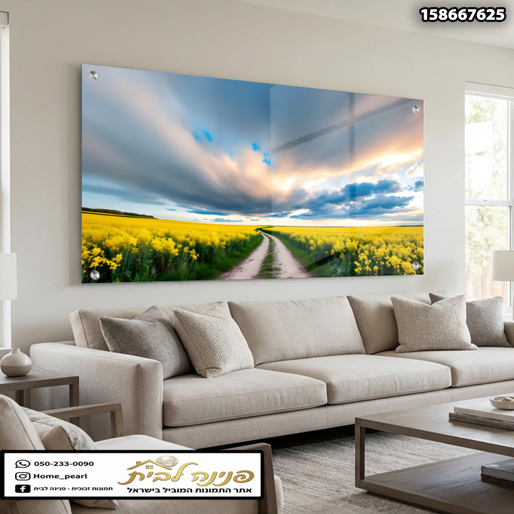 תמונה של נוף מצויר על זכוכית - דקורציה - צבעים צהובים וכחולים