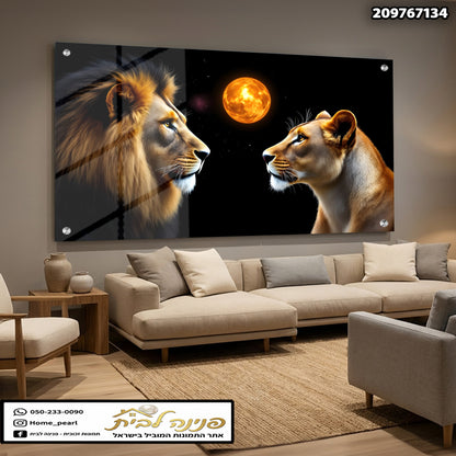 ציור של שני lions על רקע שחור עם ירח גדול - תמונות למשרד - צבעים שחור וכתום