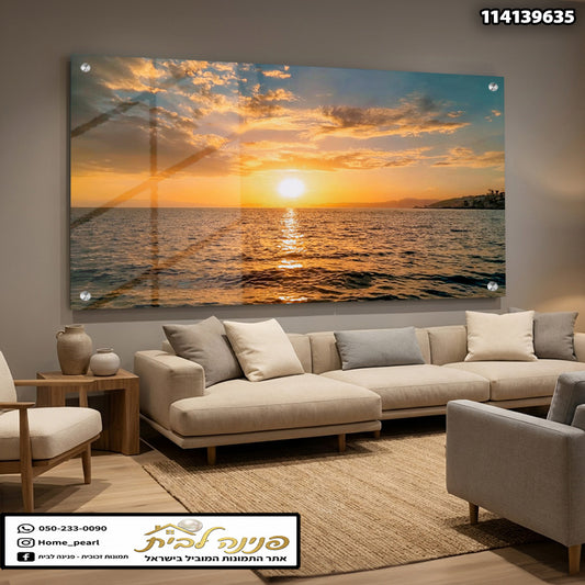 תמונה של שקיעה על הים עם פנים בית מודרני - תמונות נוי - גוונים של כתום וכחול