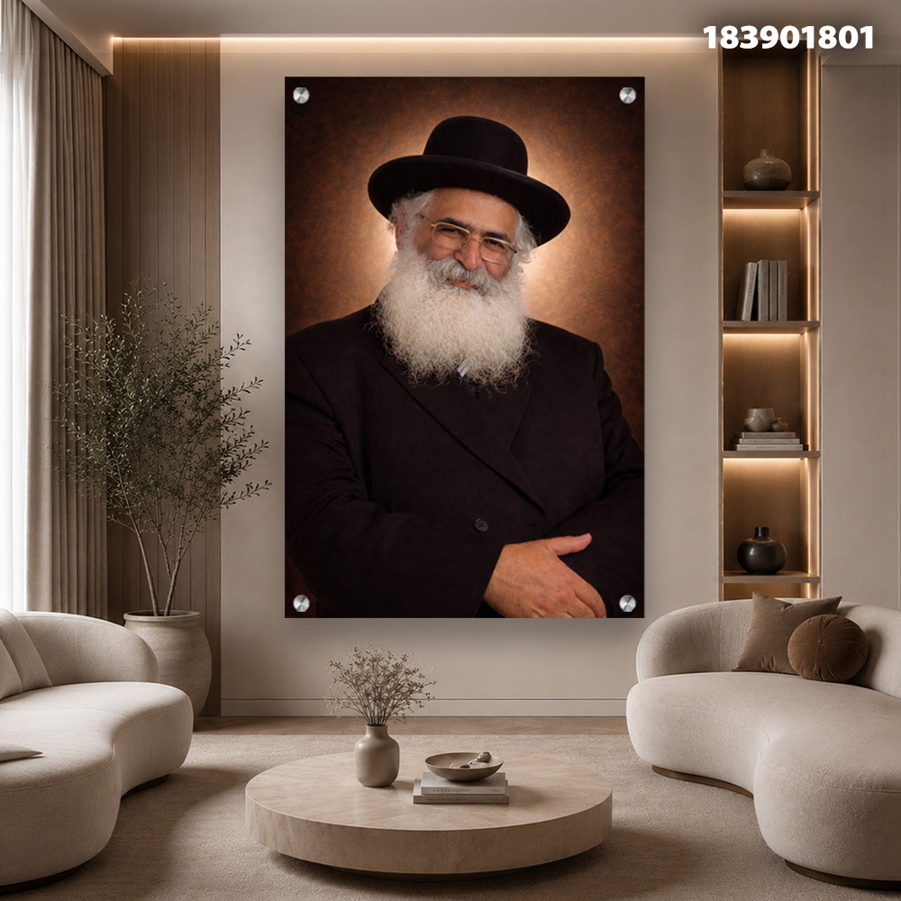 תמונות נוי - דיוקן רב עם כובע שחור ורקע חום חמים תמונות זכוכית לסלון תמונות לבית תמונות קיר הדפסה על זכוכית