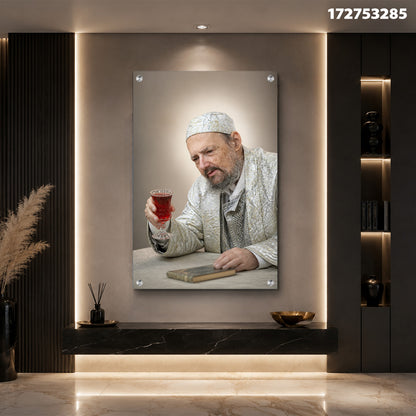 דיוקן של אדם עם כוס אדומה - תמונות נוי - גוון אדום