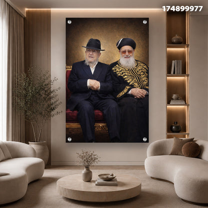 תמונה של שני אנשים יושבים בסלון - תמונות נוי - צבעים בשחור ולבן