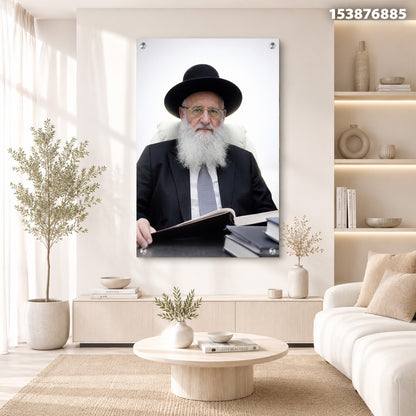 תמונה של אדם עם כובע שחור ורעמת שיער לבנה - תמונות נוי - צבעים בשחור ולבן