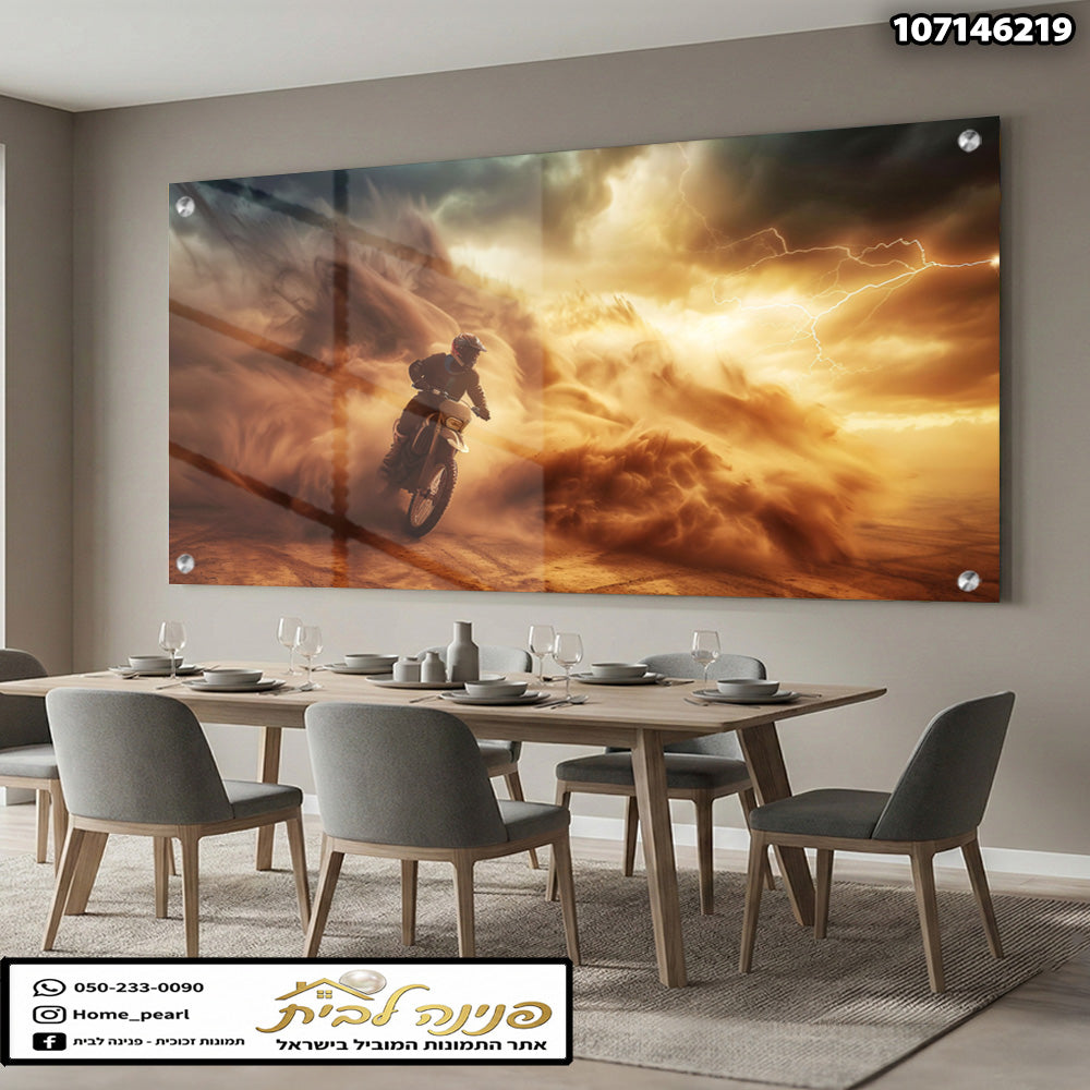 תמונה של רוכב אופנוע במדבר - תמונות לבית - צבעים חום וזהב