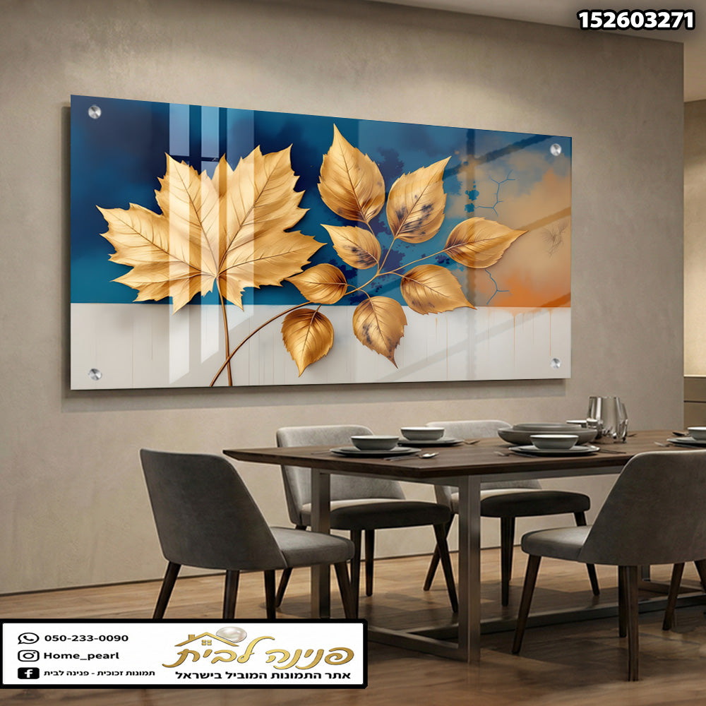 תמונה של תמונה על קיר עם עלים מוזהבים - תמונות נוי - גוונים של כחול וזהב