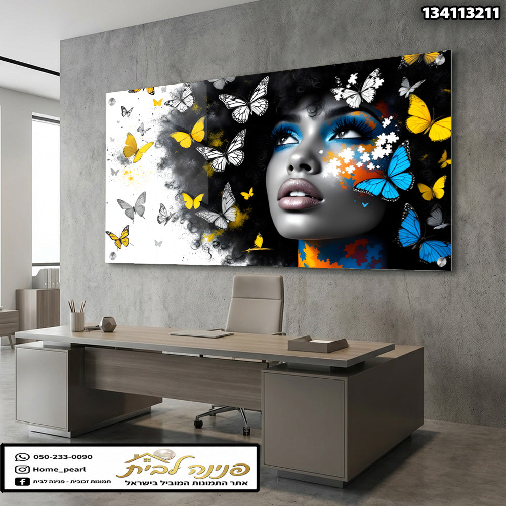 תמונה של אישה עם פרפרים לקישוט המשרד - תמונות קיר - צבעים דומיננטיים: כחול, שחור, צהוב, לבן