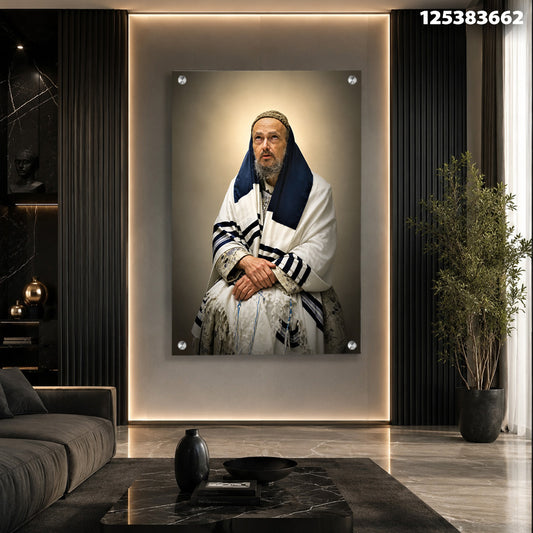 תמונה של דמות יהודית עם טלית על קיר בסלון - תמונות לסלון - צבעים: לבן, שחור, אפור