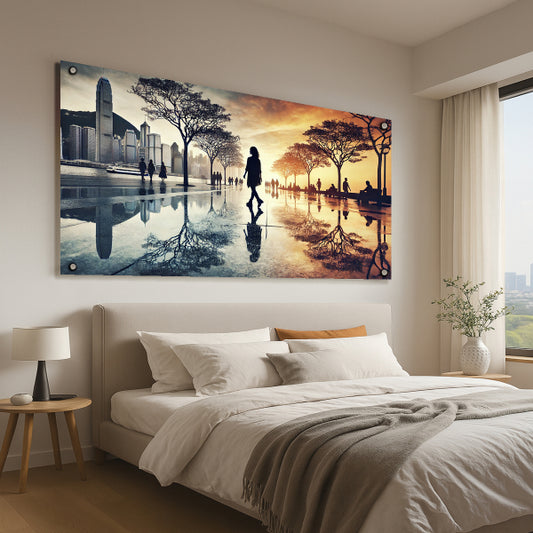 תמונת זכוכית של אישה מהלכת על רקע שקיעה עירונית עם עצים והשתקפות במים