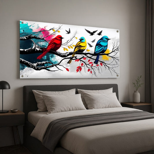 שלוש ציפורים צבעוניות על ענף - תמונות לבית