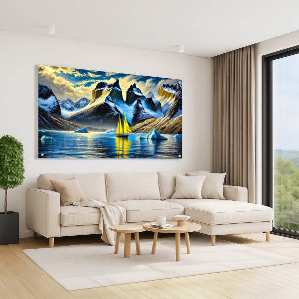 תמונת זכוכית ספינה זהובה בין הרים מושלגים