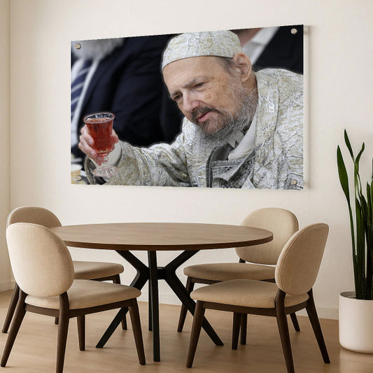 הרב קוק עם גביע ברכה – תמונות לבית