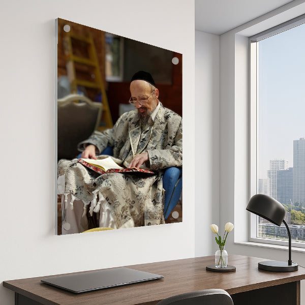 הרב קוק לומד בספר פתוח – הדפסה על זכוכית