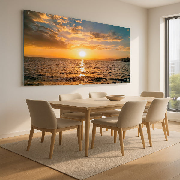 שקיעה זהובה מעל פני הים – תמונות זכוכית יוקרתיות לפינת אוכל